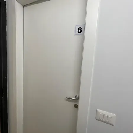 57 Guest house *